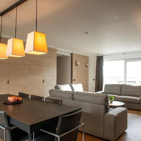 Spacious Seaside Apartment, Cleaning Included Nieuwpoort